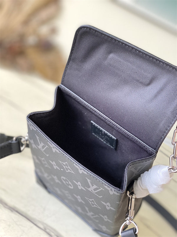  modern top-handle bag detail view showing craftsmanship 8