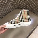 Burberry shoes Style 256 - close-up of handcrafted italian detailing