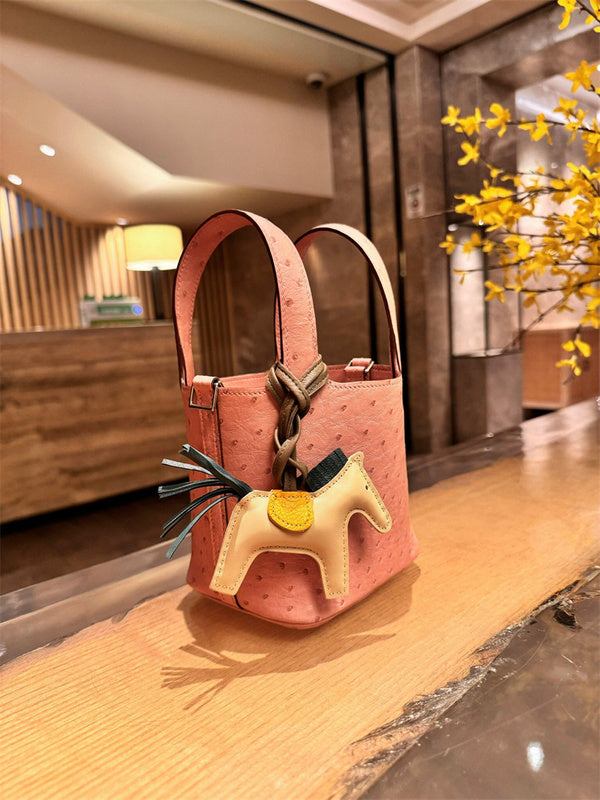  carryall bag interior and compartment view