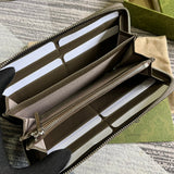 Handle and strap detail of elevated signature women's handbag – women's everyday handbag