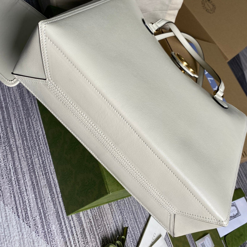 Close-up detail of classic elevated women's handbag – women's premium purse