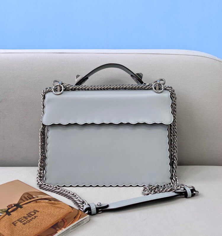 Ziva's Charm handbag – front view (Standard Size)