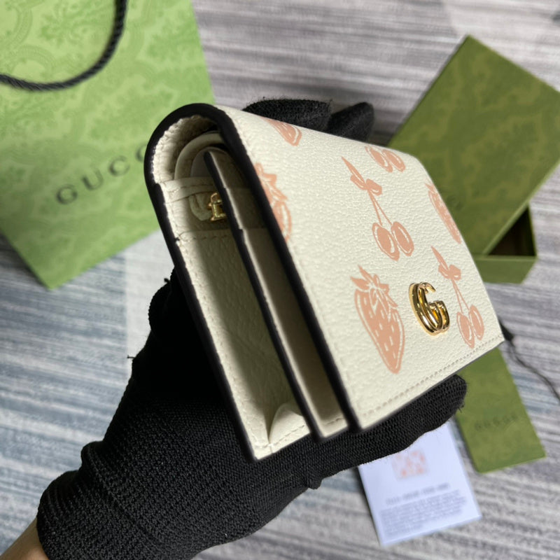 Back view of sleek elevated women's handbag – women's everyday handbag