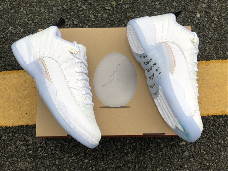 Nike Men's & Women's Premium Athletic Sneakers — Style 175 detail view