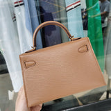  structured bag interior and compartment view 15