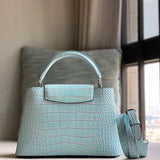  tote bag interior and compartment view 27