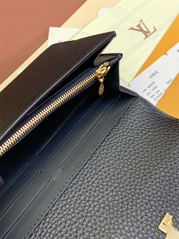  Refined top-handle bag front view 7