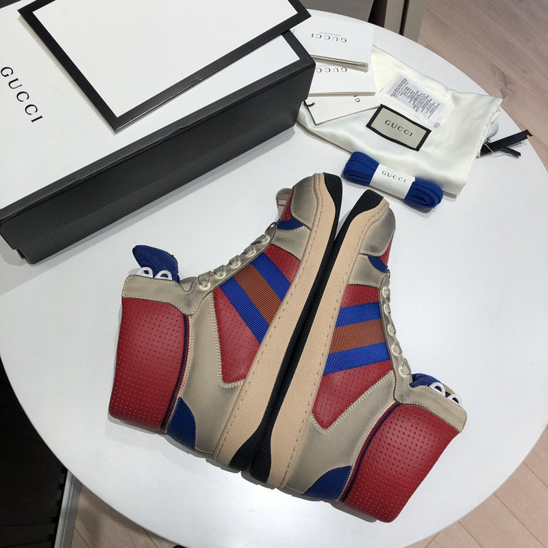 Side profile of Gucci stone beige sneakers chunky sole construction