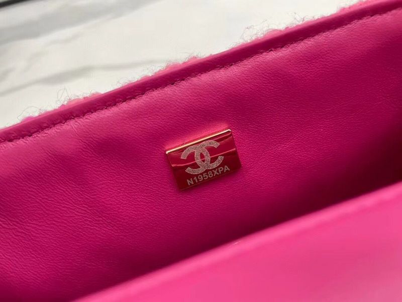 Zivas Charm Effortless Sophistication Designer Handbag (Elevated Daily Companion) – Angled View