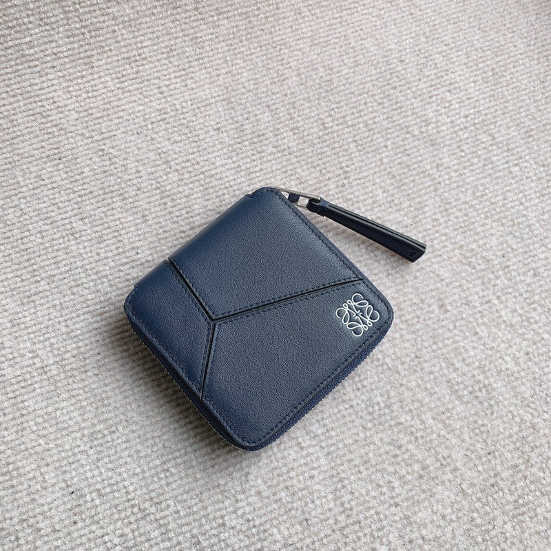 Ziva's Charm handbag – detail view (Standard Size)