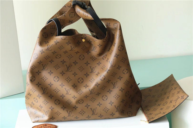  Chic satchel front view 7