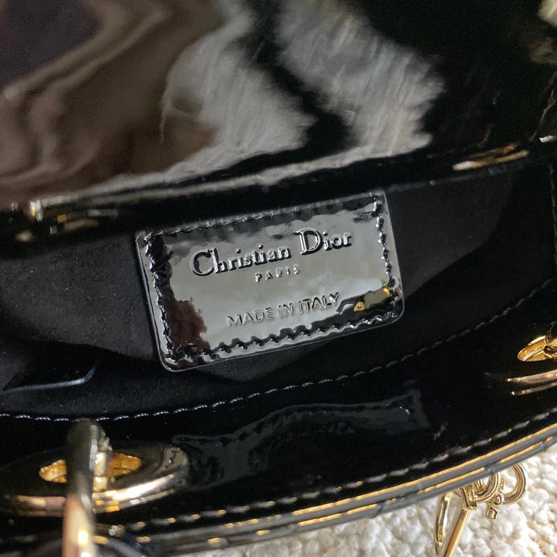 Interior view of elevated chic women's handbag – women's everyday handbag