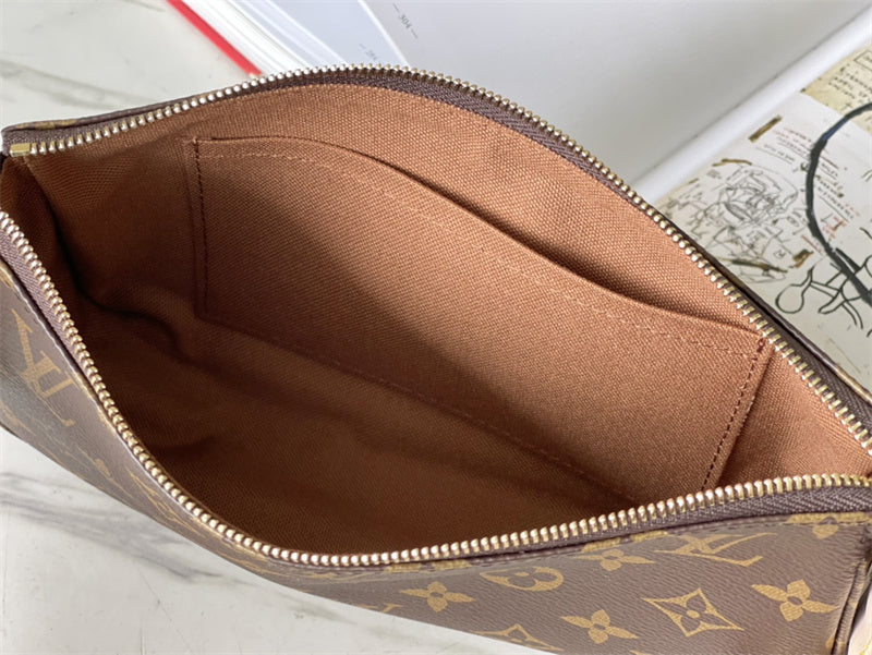  Versatile structured bag carried on shoulder 10