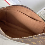  Versatile structured bag carried on shoulder 10