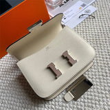 Close-up detail of streamlined bag design