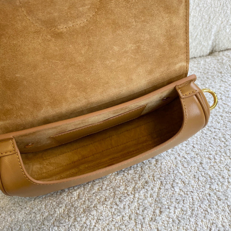 Back view of premium sleek women's handbag – women's luxury accessory