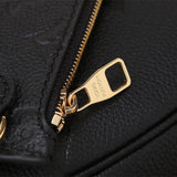 streamlined carryall bag styled with outfit