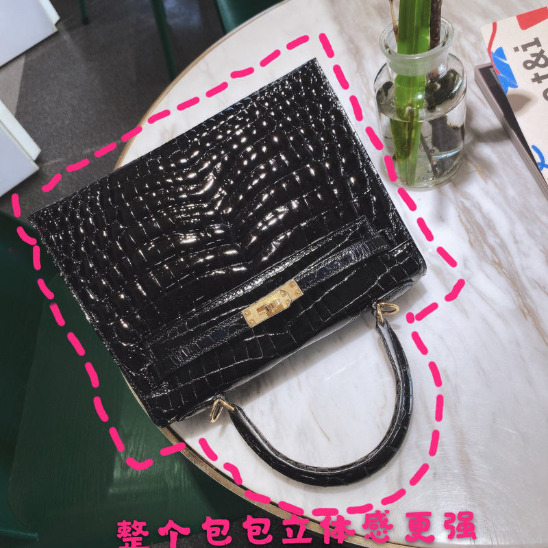 Sculpted handbag styled for everyday wear
