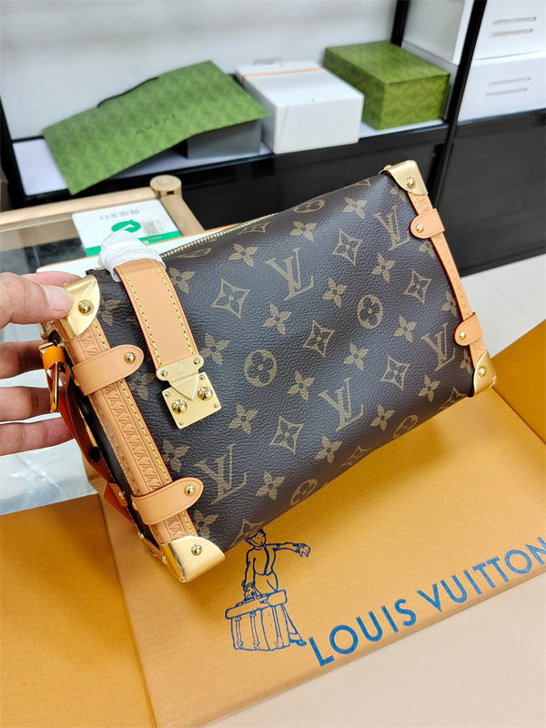  refined top-handle bag detail view showing craftsmanship 14