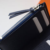 Side profile of classic structured women's handbag – women's everyday handbag