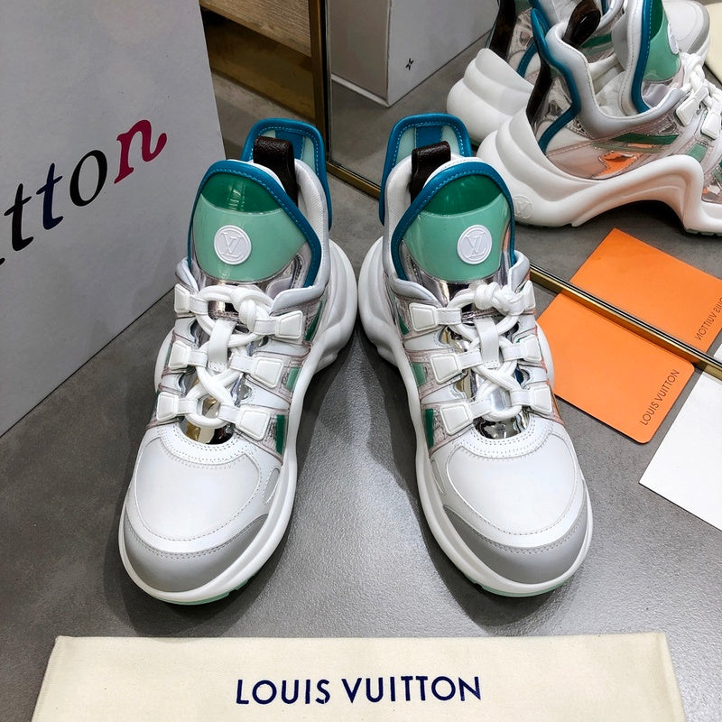Louis Vuitton shoes Style 300 - sole and craftsmanship detail