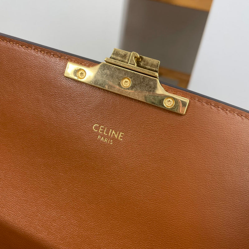 Handle and strap detail of chic elevated women's handbag – women's luxury accessory
