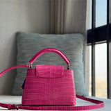  Classic shopper bag carried on shoulder 52