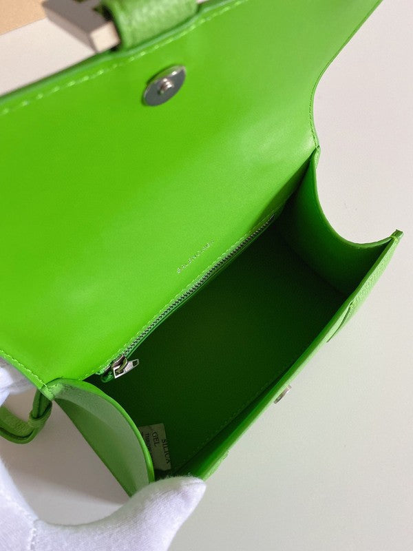 Zivas Charm Effortless Sophistication Premium Handbag (Premium Everyday Carry) – Detail View