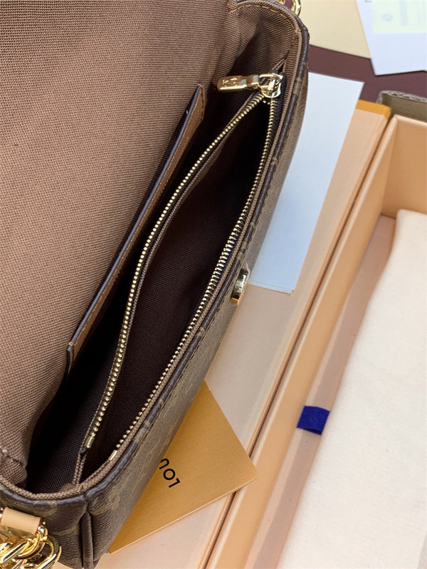  crossbody bag close-up of hardware and finish