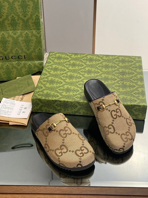 Gucci clean off-white luxury sneakers view 9 padded collar comfort
