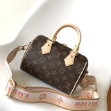  Modern shopper bag front view 13