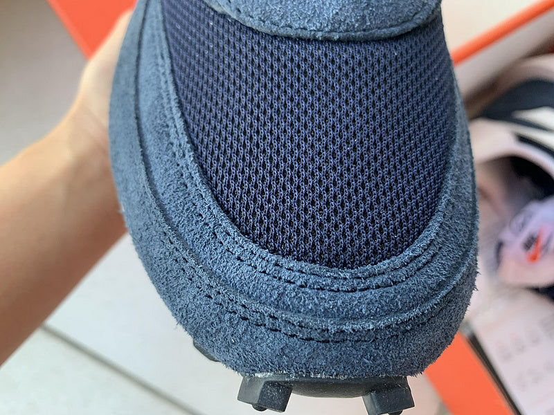 Nike Men's & Women's Luxury Fashion Trainers — Style 186 side view
