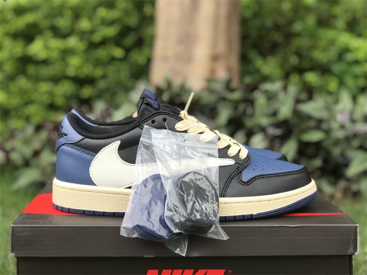 Nike fresh white-and-black luxury sneakers view 15 streetwear statement look