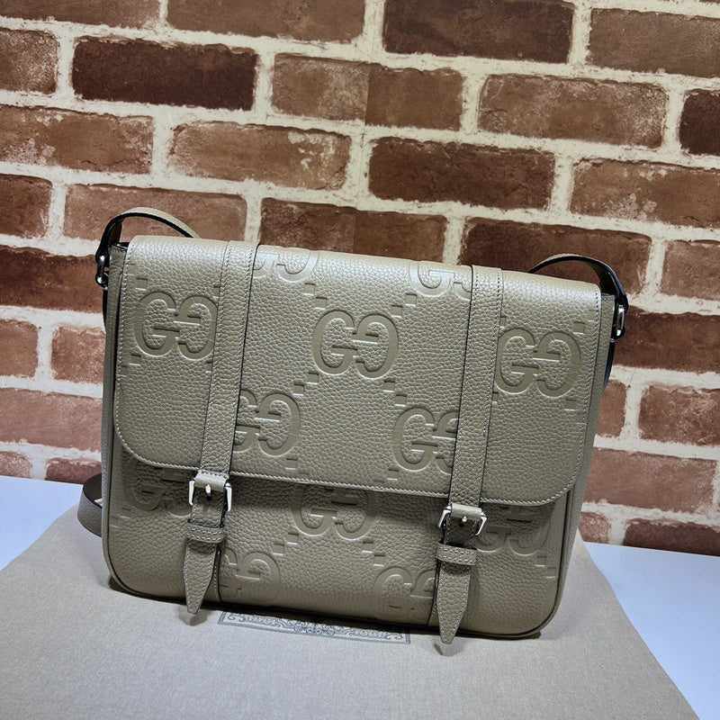 Handle and strap detail of modern chic women's handbag – women's premium purse