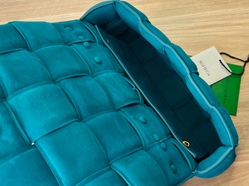 Chic Vegan Leather Handbag - Everyday Elegance | Women's Premium Handbag #1654 - interior view (image 6) of designer-inspired handbag