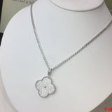 Angled view of Van Cleef & Arpels unisex jewelry piece