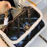  spacious purse view 1