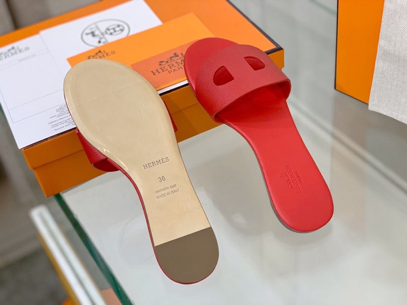 Hermès Nude Classic Ballet Flats - Studio Shot