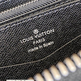  timeless shopper bag detail view showing craftsmanship 14