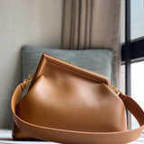 Ziva's Charm handbag – close-up view (26cm*18cm*10cm)