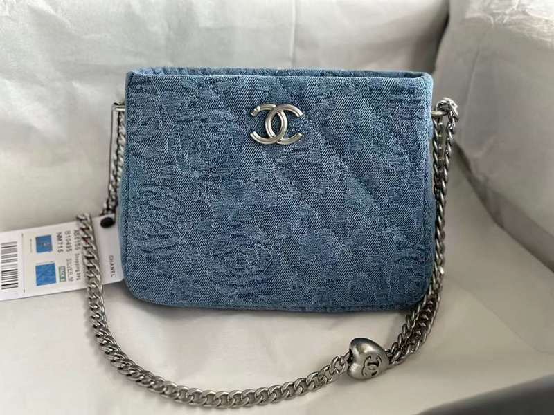Zivas Charm Everyday Sophistication Luxury Handbag (Elevated Accessory Essential) – Back View