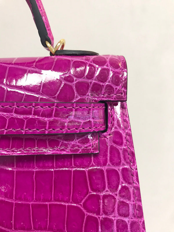 Fluid bag women's premium everyday handbag