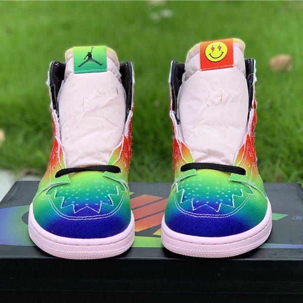 Nike Men's & Women's Premium Low-Top Trainers — Style 037 back view