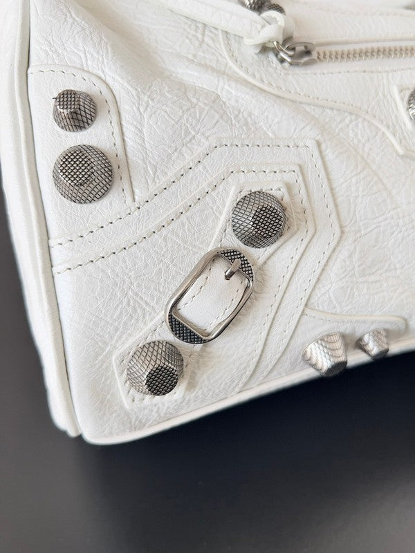 Zivas Charm Contemporary Flair Fashion Handbag (Polished Everyday Piece) – Detail View