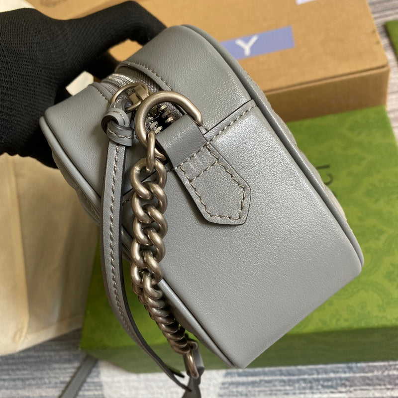 Front view of classic premium women's handbag – women's luxury handbag