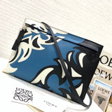 Ziva's Charm handbag – detail view (29.5cm*20.5cm*4.5cm)
