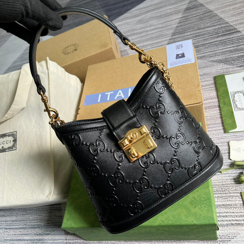 Front view of everyday-luxe elevated women's handbag – women's everyday handbag