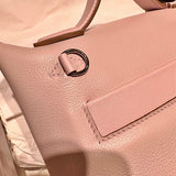  everyday everyday bag detail view showing craftsmanship 14