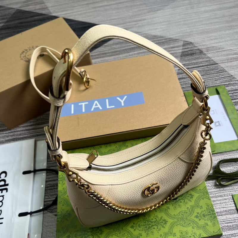 Styled lifestyle shot of everyday-luxe premium women's handbag – women's premium purse