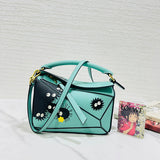 Ziva's Charm handbag – detail view (18cm*11cm*7.5cm)